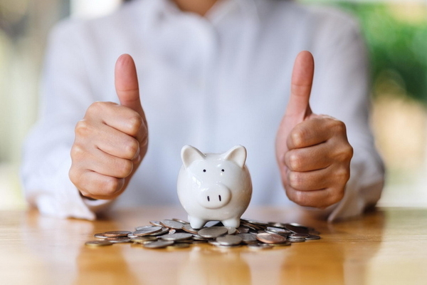 Top-Zinsen erzielen für`s Sparkapital durch Investieren in die Realwirtschaft, statt Spekulieren an der Börse, (Wirtschaftsziel)