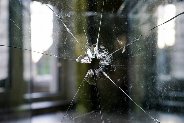 Glasbruch Fensterscheibe (Risikobereich)